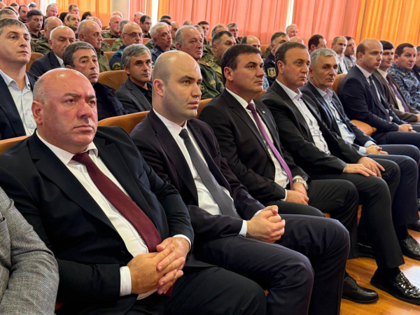 НАРСОУ ГУНБА ПРИНЯЛ УЧАСТИЕ В СОВЕЩАНИИ ПОД ПРЕДСЕДАТЕЛЬСТВОМ ПРЕЗИДЕНТА В МИНОБОРОНЫ